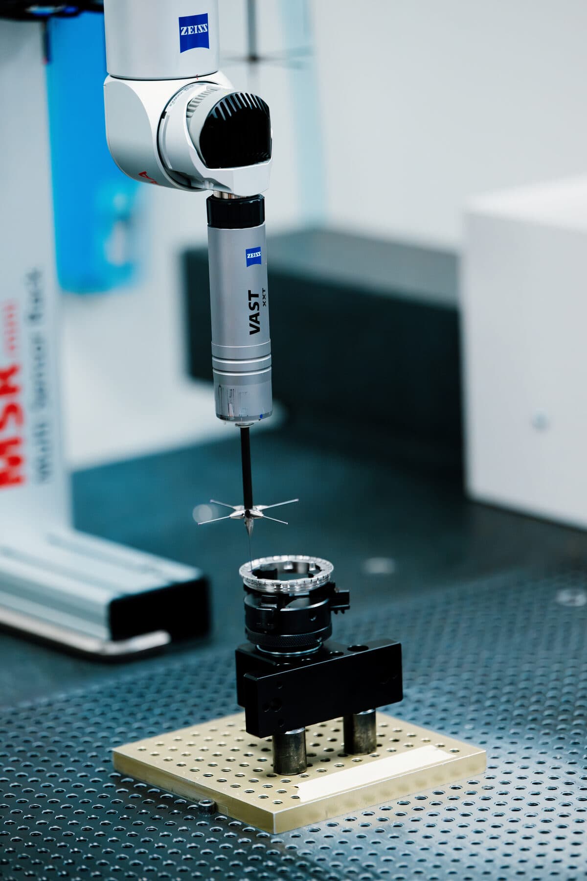 A Temperature- and Humidity-Controlled Quality Area